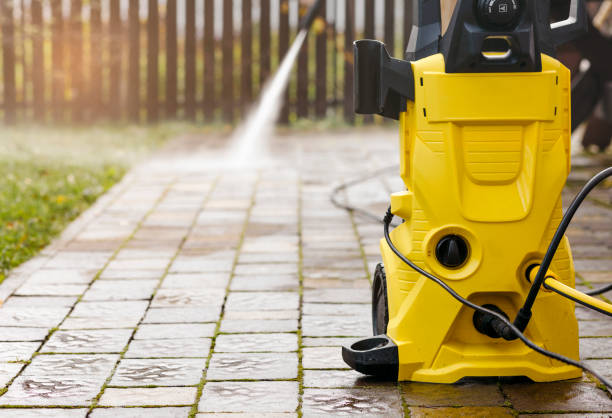 Best Parking Lot and Garage Cleaning  in Ferry Pass, FL